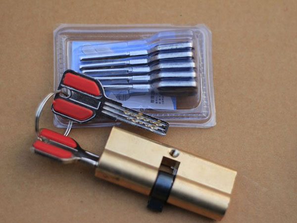 榕江24小时上门开锁公司